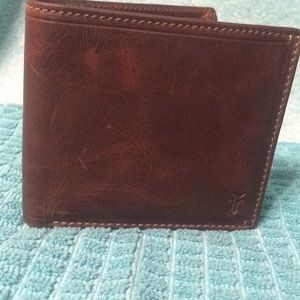 FRYE leather men’s wallet new in packaging